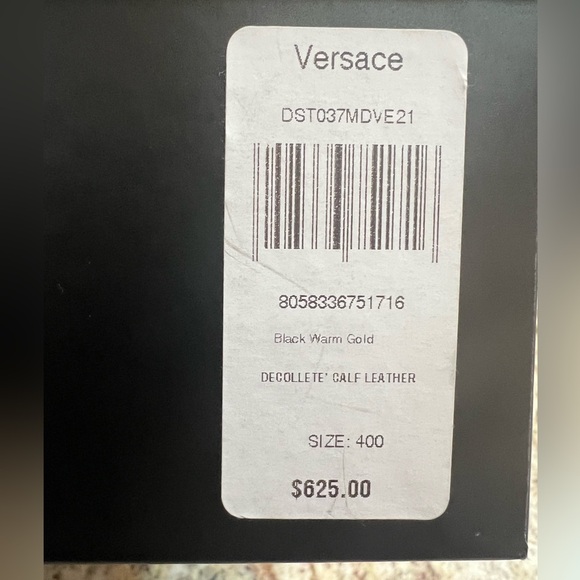 Versace Patent Pump, 100% authentic - Picture 2 of 6